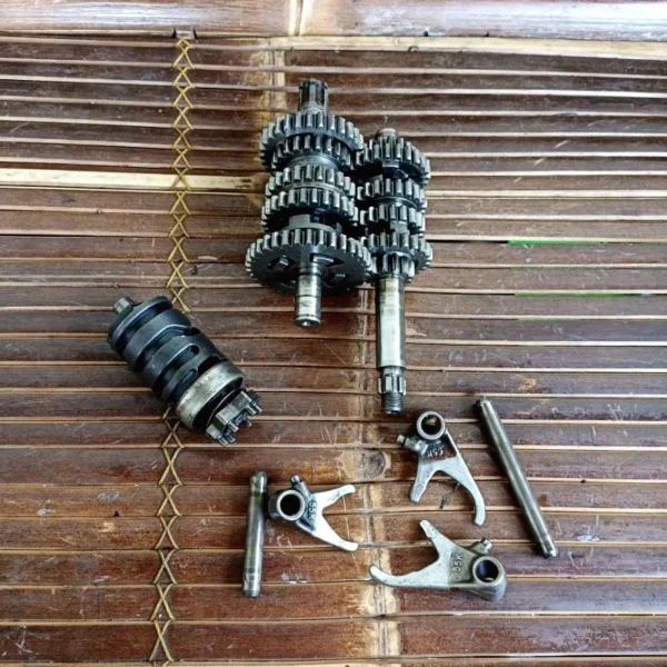 YAMAHA RXZ 6 Speed Gearbox Set